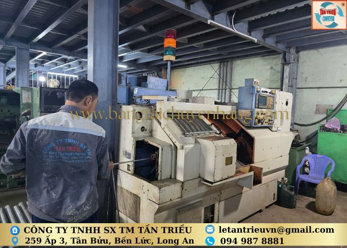 Gia công tiện Tấn Triều