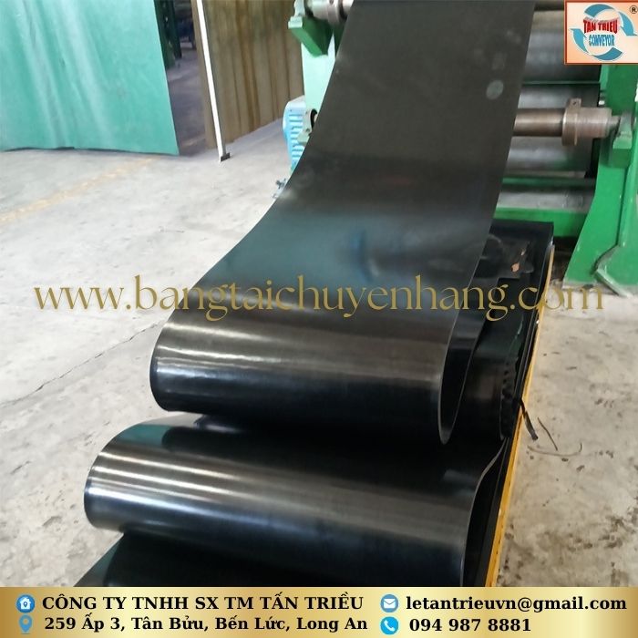 Dây băng tải cao su trơn