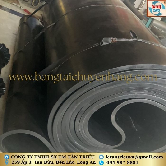 Dây băng tải cao su trơn