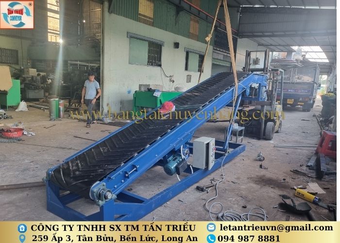 Băng Tải Cao Su Có Gân