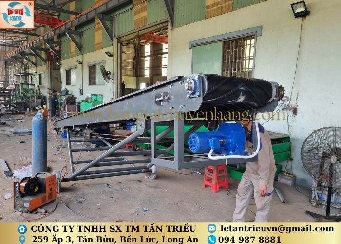 Băng Tải Cao Su Nâng Hạ