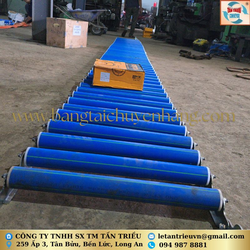 Băng tải Con Lăn Nhựa Cuốn