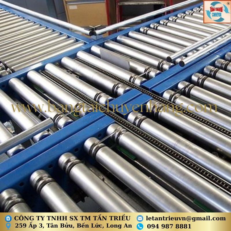 Hệ thống băng tải con lăn truyền động