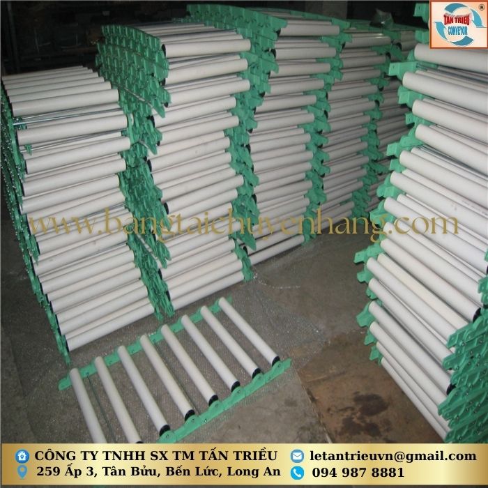 Băng tải Con Lăn Nhựa Cuốn