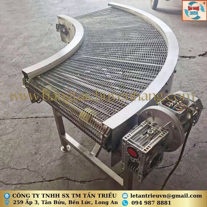 Băng tải lưới inox cong&nbsp;
