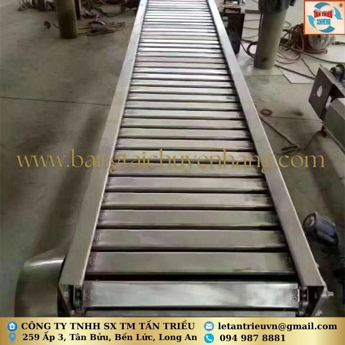 Băng Tải Lưới Dạng Xích Tấm