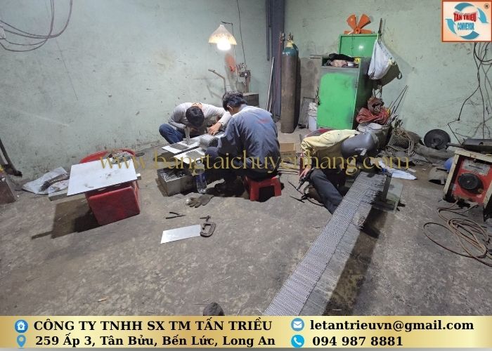 Băng Tải Lưới Chịu Nhiệt Độ Cao