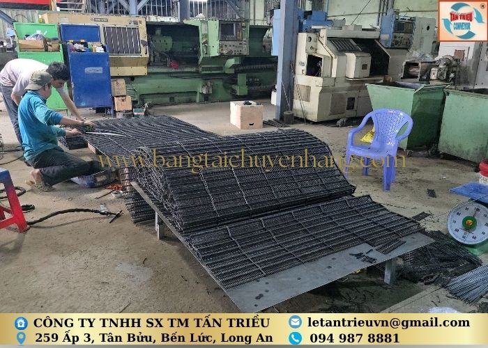 Lưới băng tải dạng mắt cáo&nbsp;