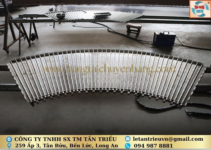 Lưới Băng Tải dạng Xích Inox 304