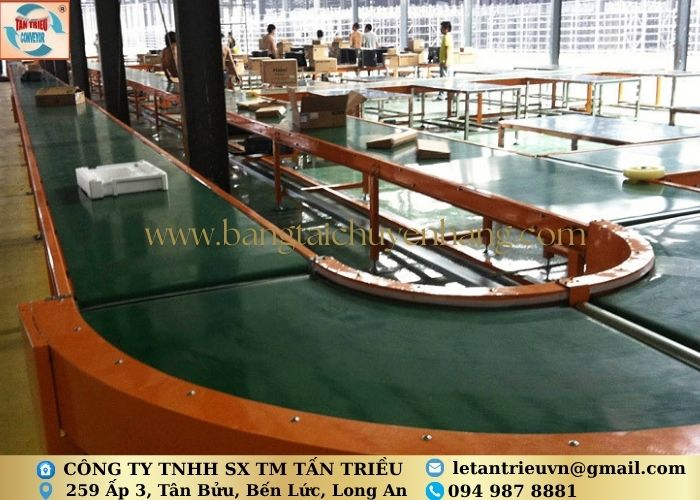 Dây chuyền băng tải PVC cong