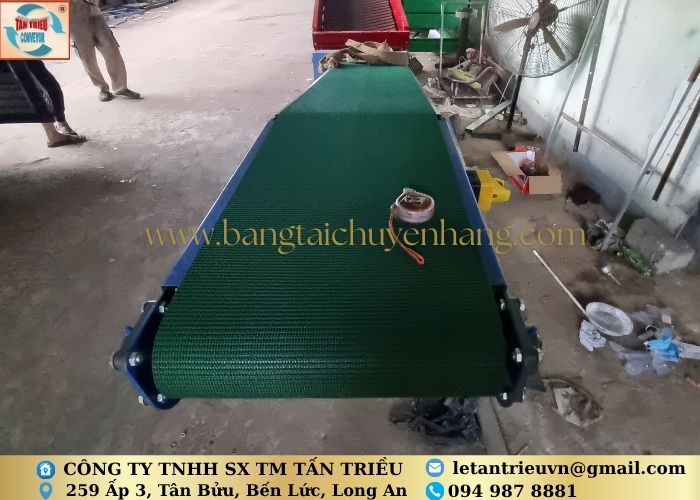 Băng Tải PVC Nâng Hạ