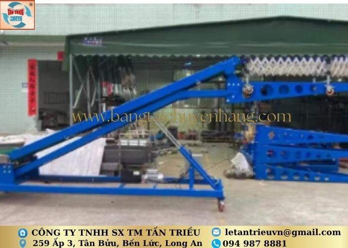Băng tải nâng hạ