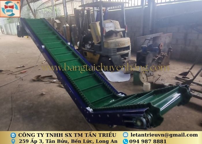 Băng tải pvc tai bèo 