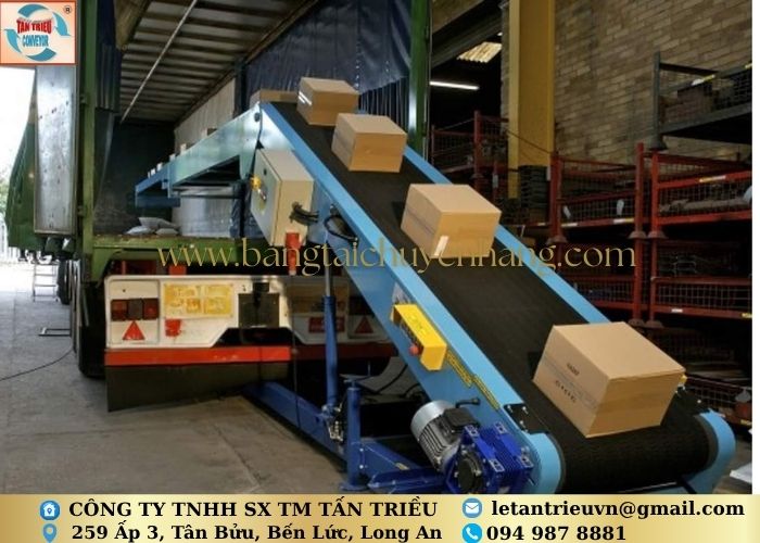 Băng tải lên xe container