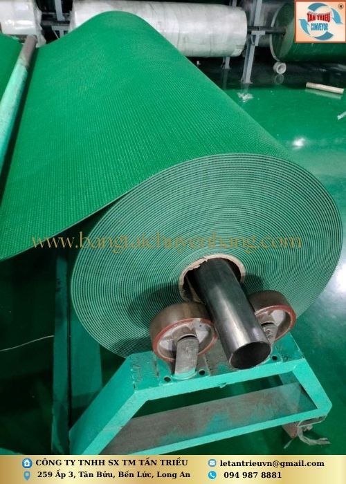 Dây băng tải PVC xanh nhám