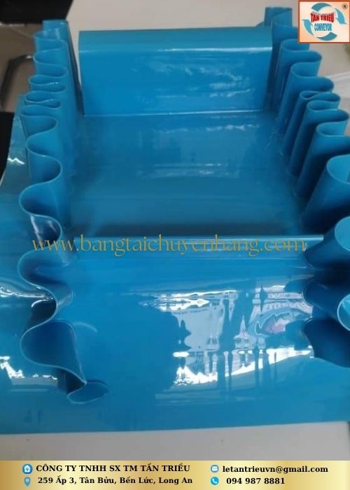 Dây băng tải PU có gờ