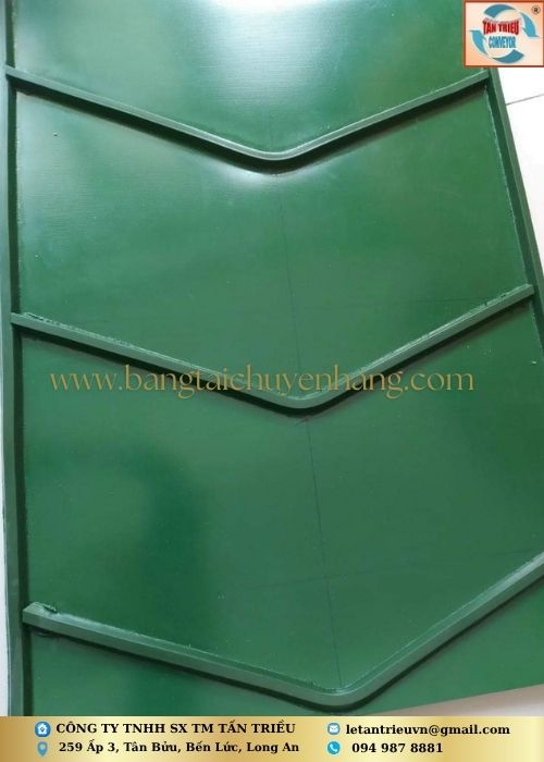 Dây băng tải PVC có gân