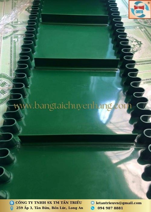Dây băng tải PVC tai bèo