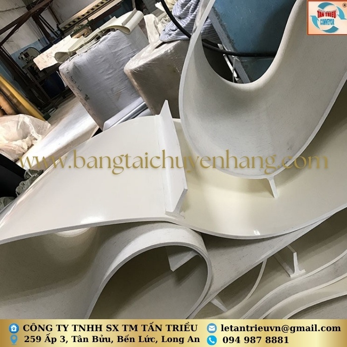 Dây băng tải PVC trắng