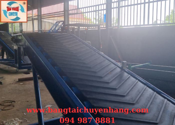 Băng Tải Cao Su Có Gân